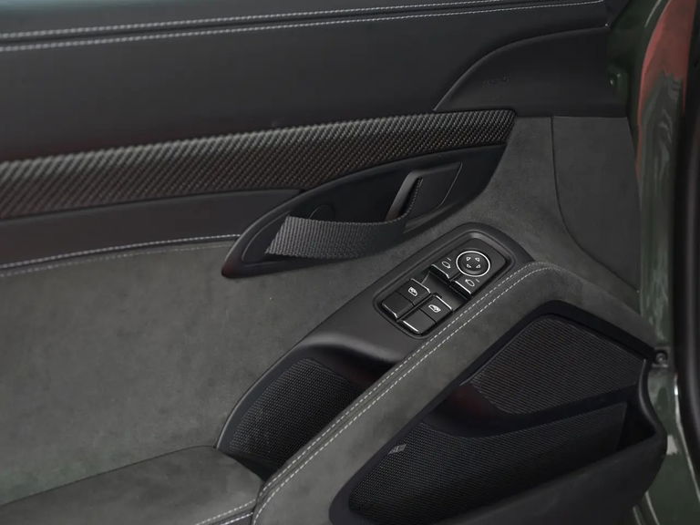 Porsche 718 Spyder RS