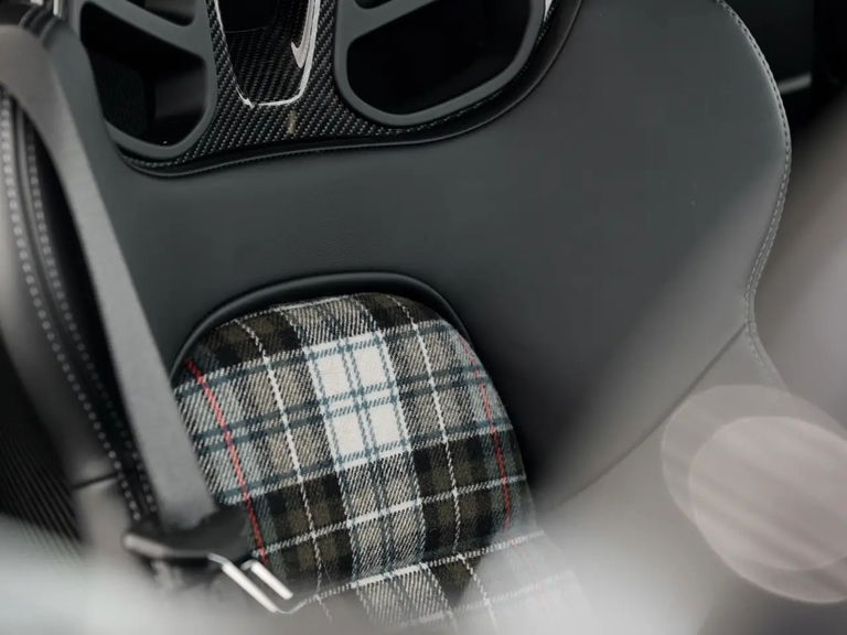 Porsche 718 Spyder RS