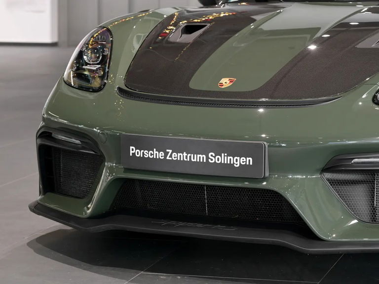 Porsche 718 Spyder RS