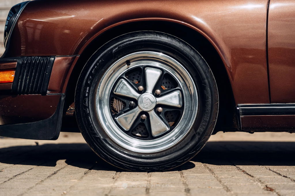 Porsche 911 Modified