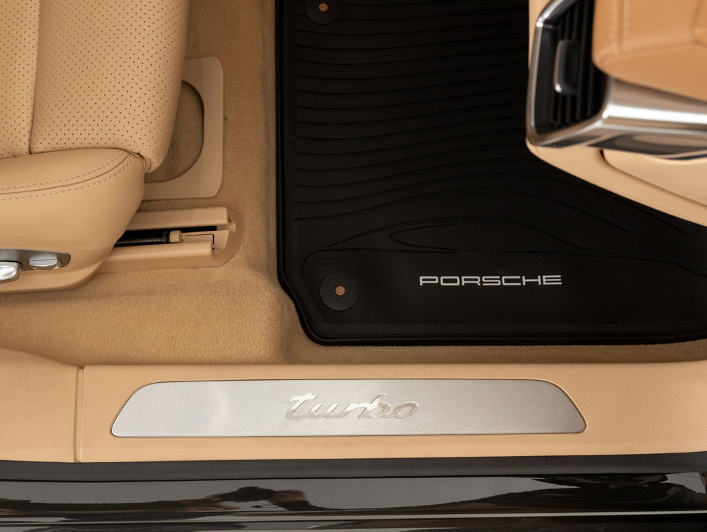 Porsche Panamera Turbo