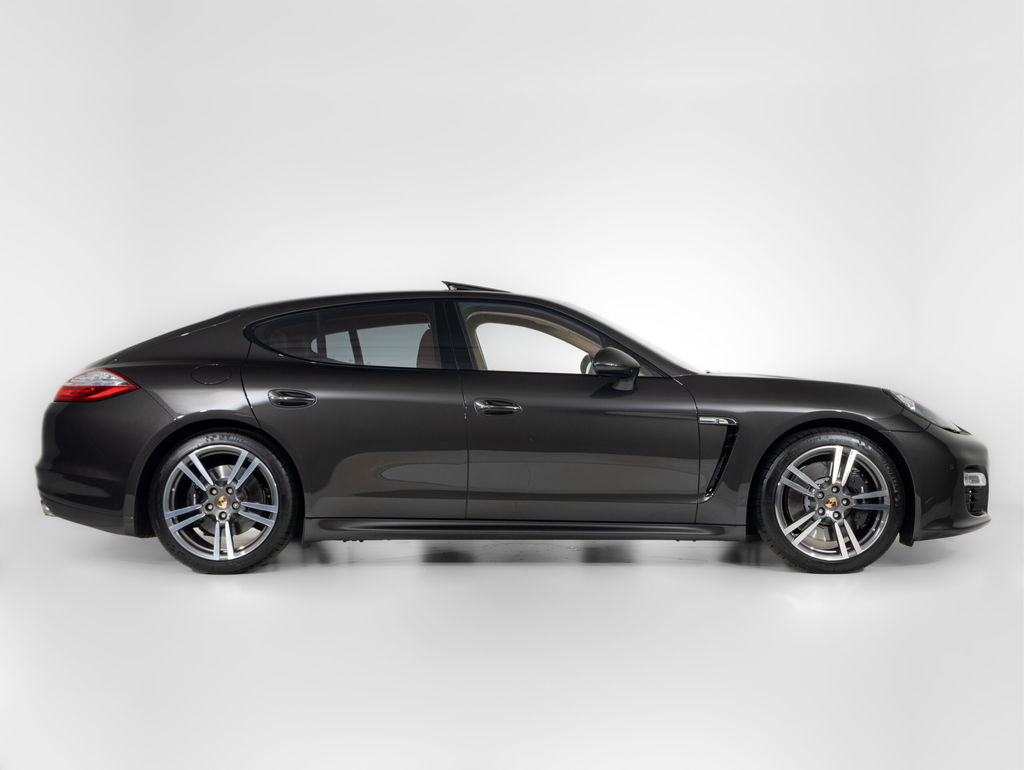 Porsche Panamera Turbo