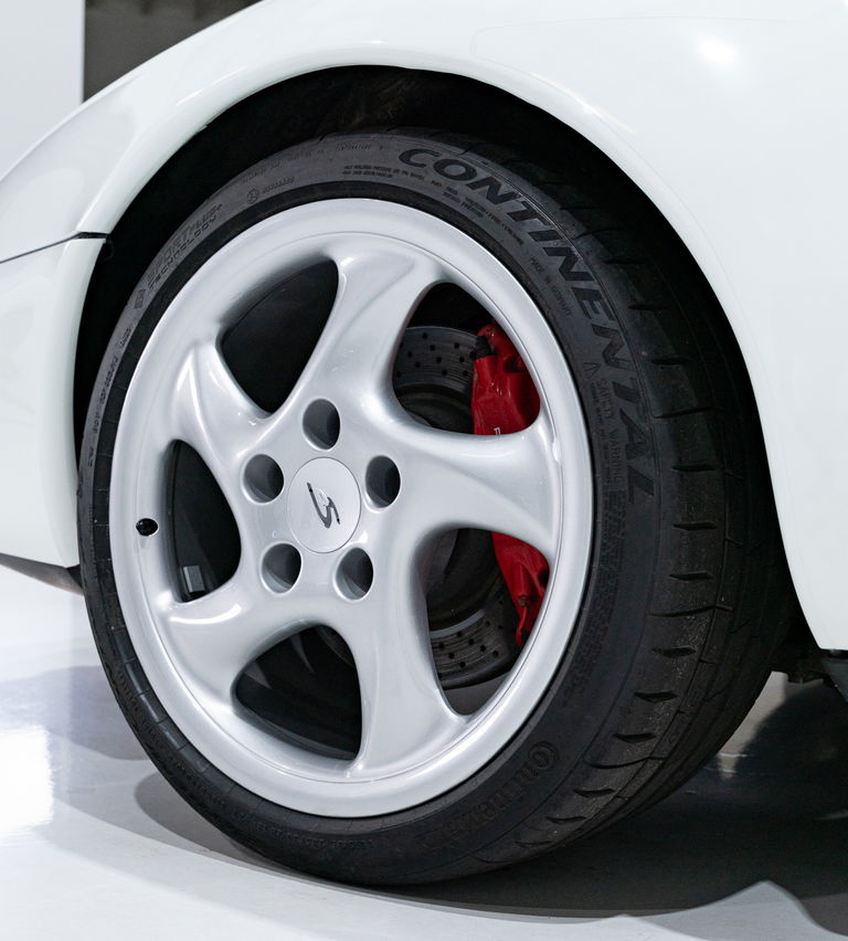 Porsche 993 Carrera 4S