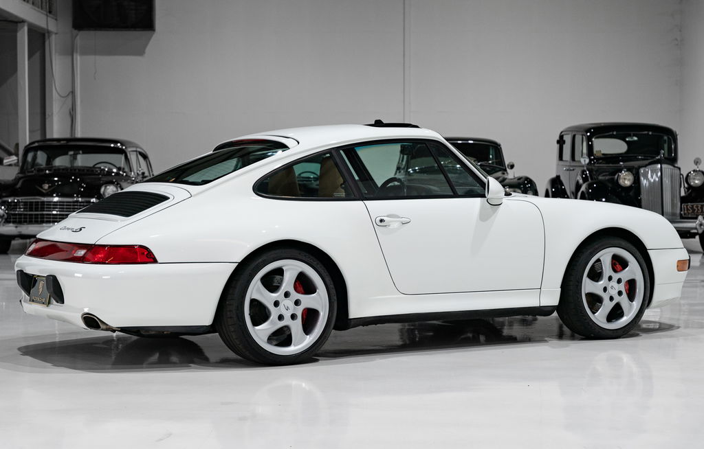 Porsche 993 Carrera 4S
