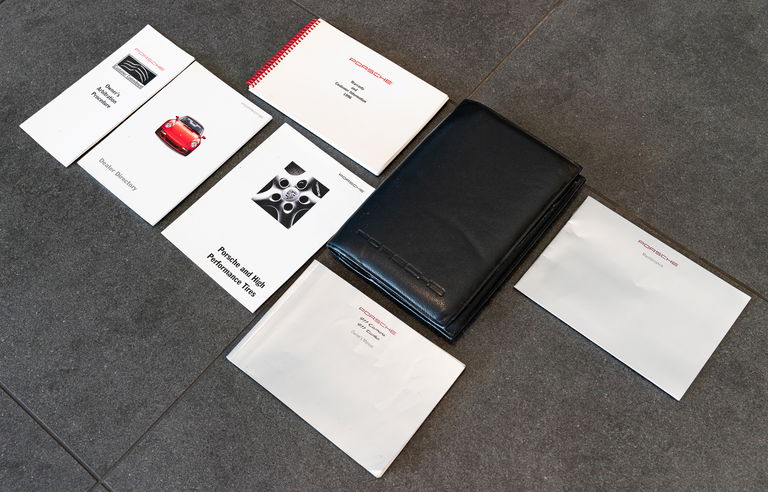 Porsche 993 Carrera 4S