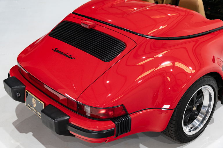 Porsche 911 Carrera 3.2 Speedster (US)