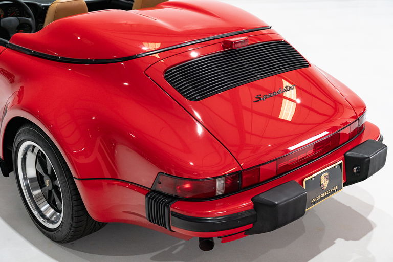 Porsche 911 Carrera 3.2 Speedster (US)