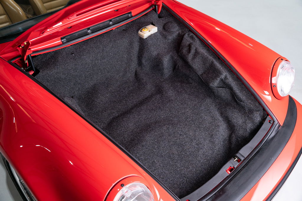 Porsche 911 Carrera 3.2 Speedster (US)