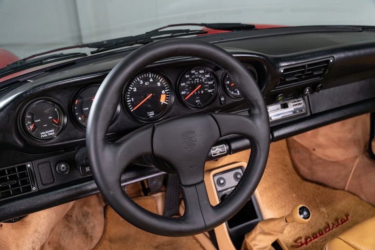 Porsche 911 Carrera 3.2 Speedster (US)