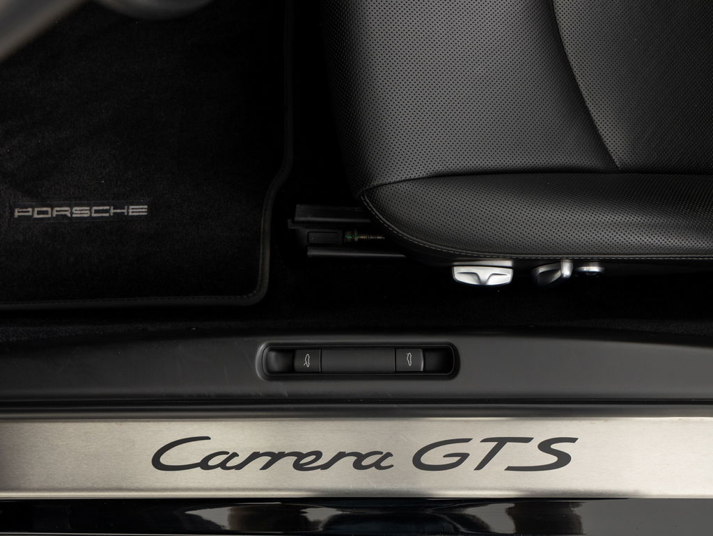 Porsche 997.2 Carrera GTS