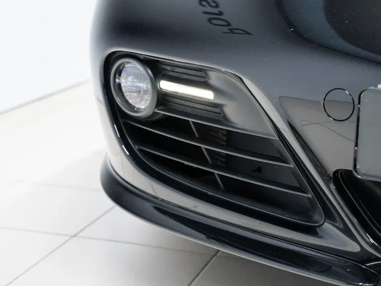 Porsche 987 Cayman R