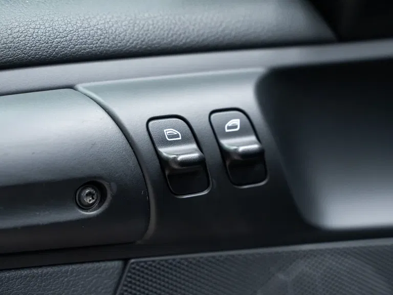 Porsche 987 Cayman R