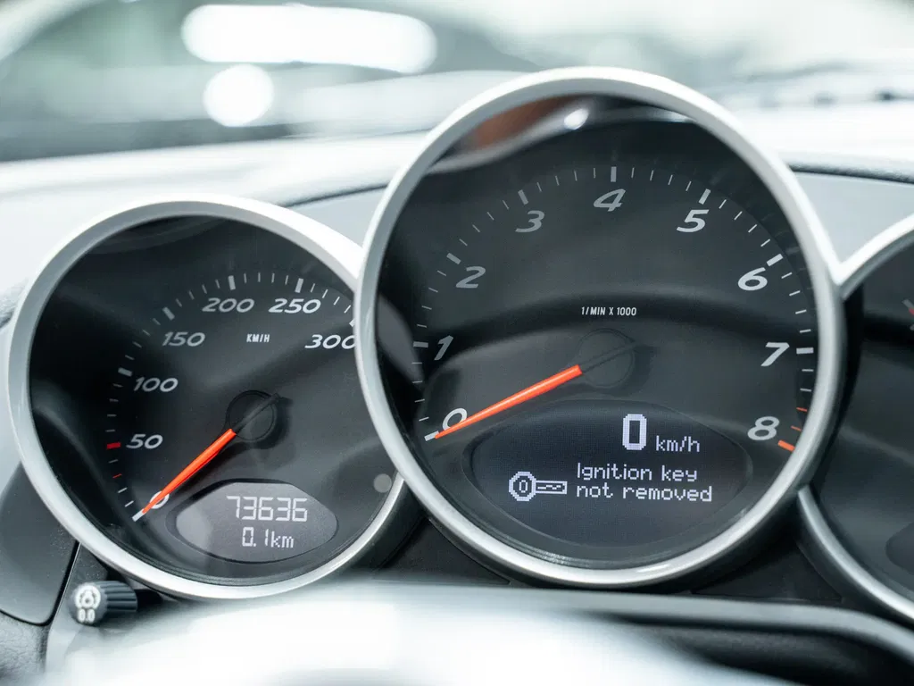 Porsche 987 Cayman R