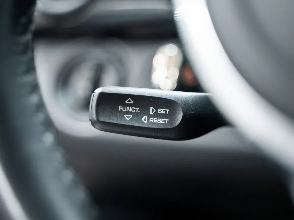 Porsche 987 Cayman R