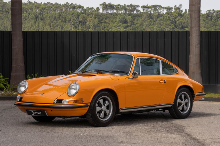 Porsche 911 S 