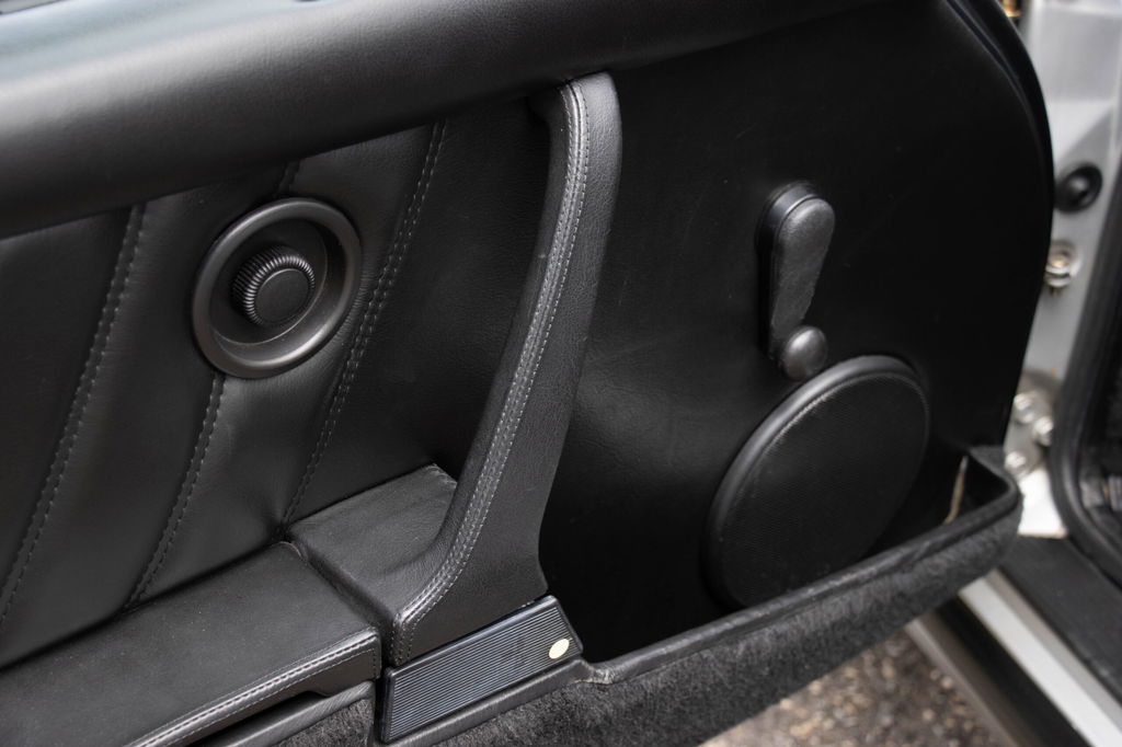 Porsche 911 Carrera 3.2 Speedster