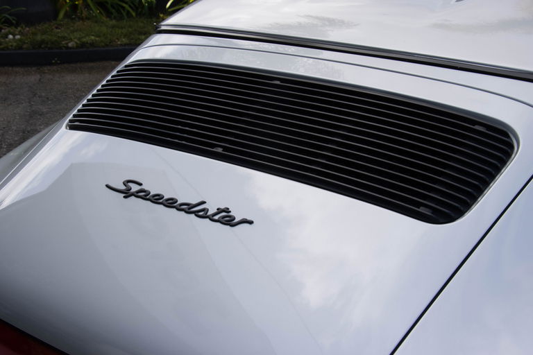 Porsche 911 Carrera 3.2 Speedster