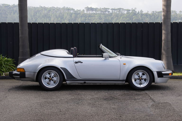 Porsche 911 Carrera 3.2 Speedster