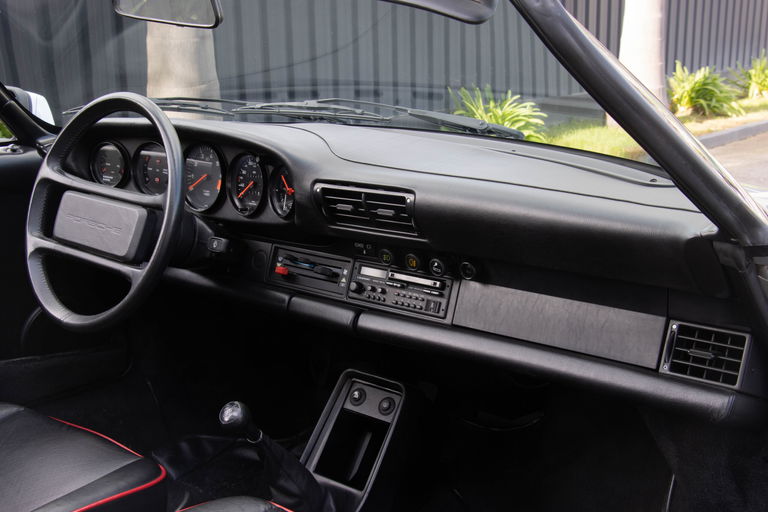 Porsche 911 Carrera 3.2 Speedster