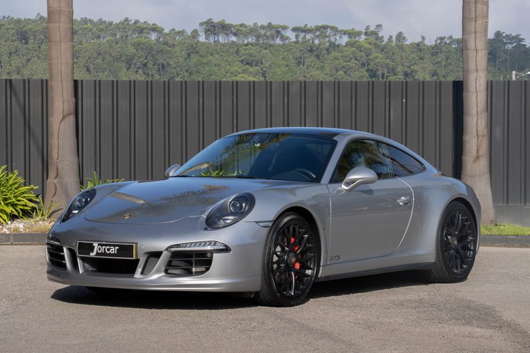 Porsche 991 Carrera 4 GTS