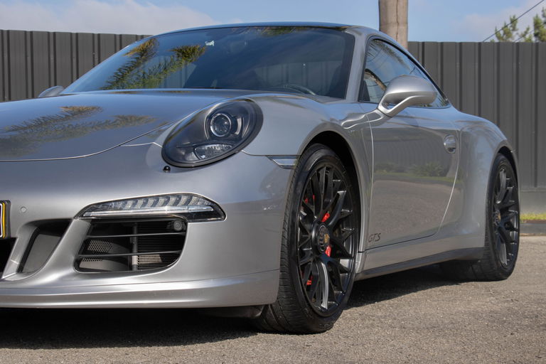 Porsche 991 Carrera 4 GTS