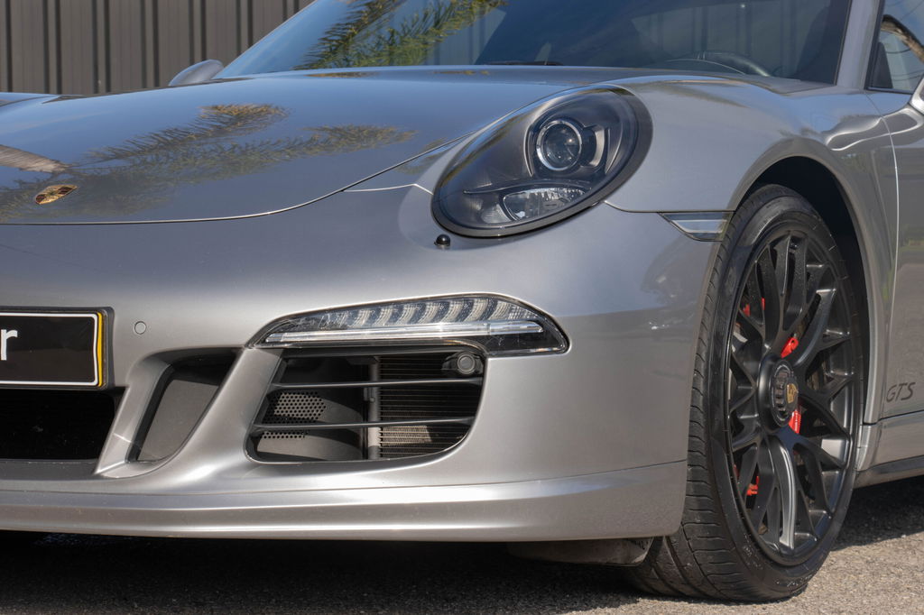 Porsche 991 Carrera 4 GTS