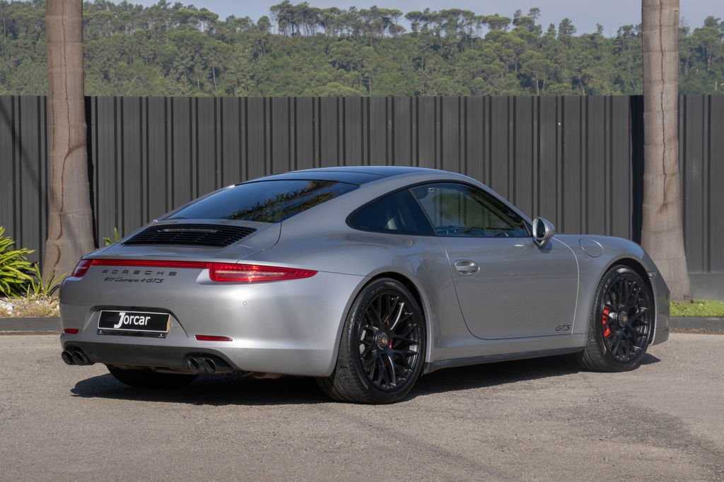 Porsche 991 Carrera 4 GTS