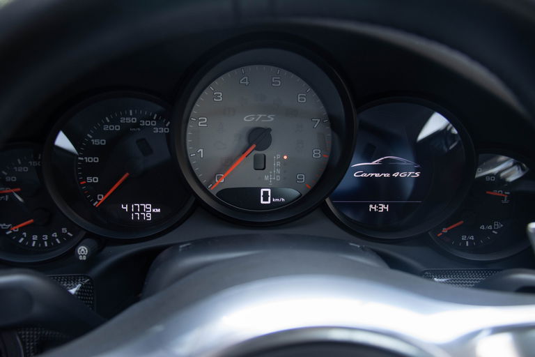 Porsche 991 Carrera 4 GTS