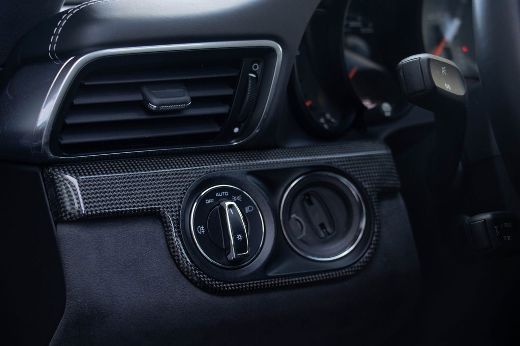 Porsche 991 Carrera 4 GTS