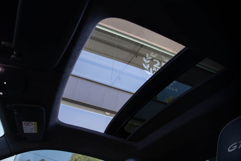 Porsche 991 Carrera 4 GTS