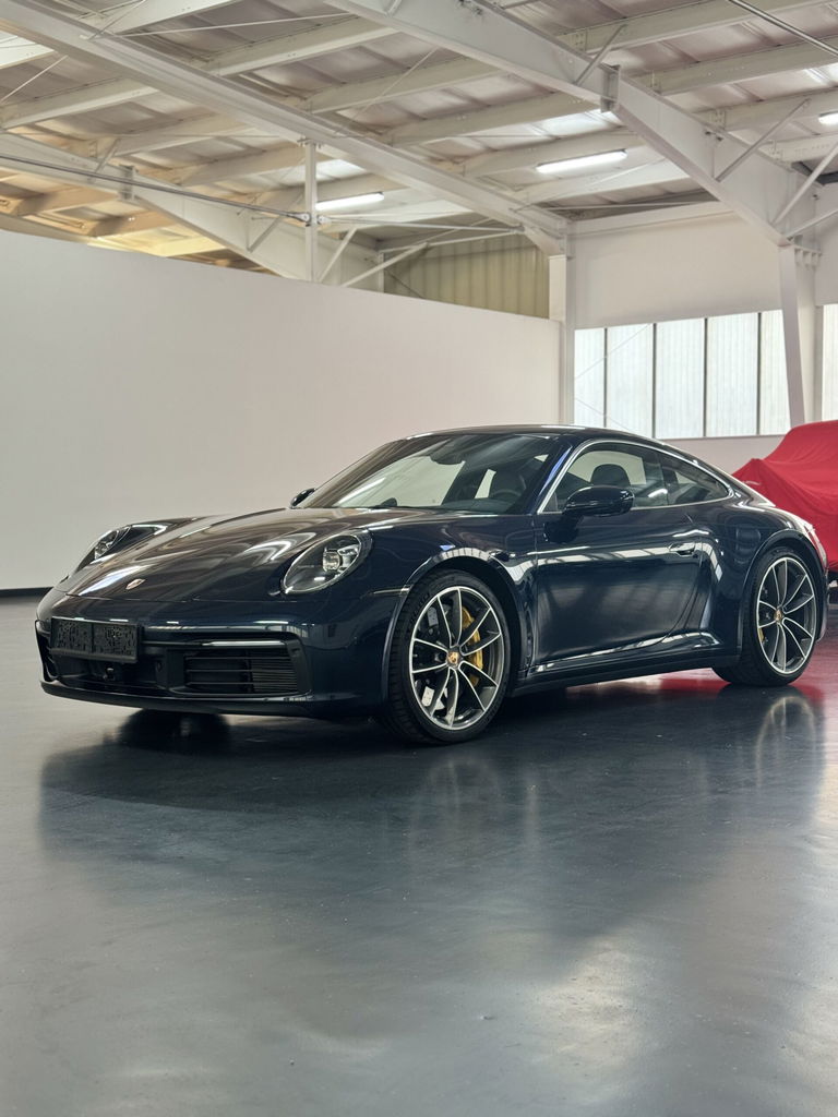 Porsche 992 Carrera 4S