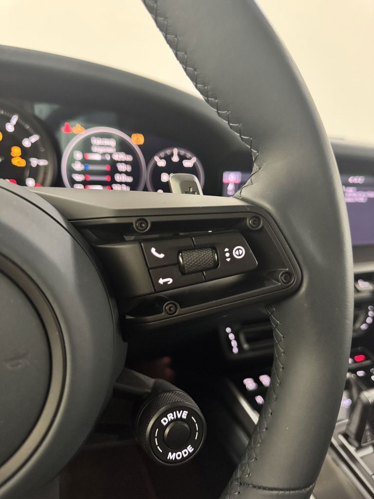 Porsche 992 Carrera 4S