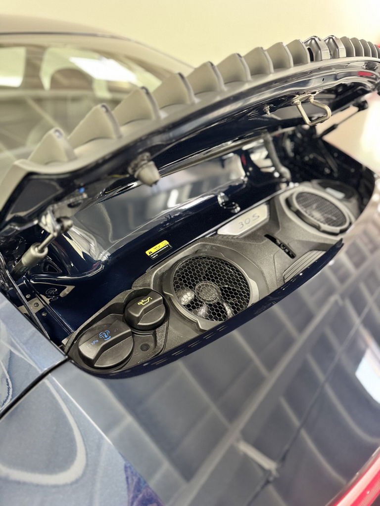 Porsche 992 Carrera 4S