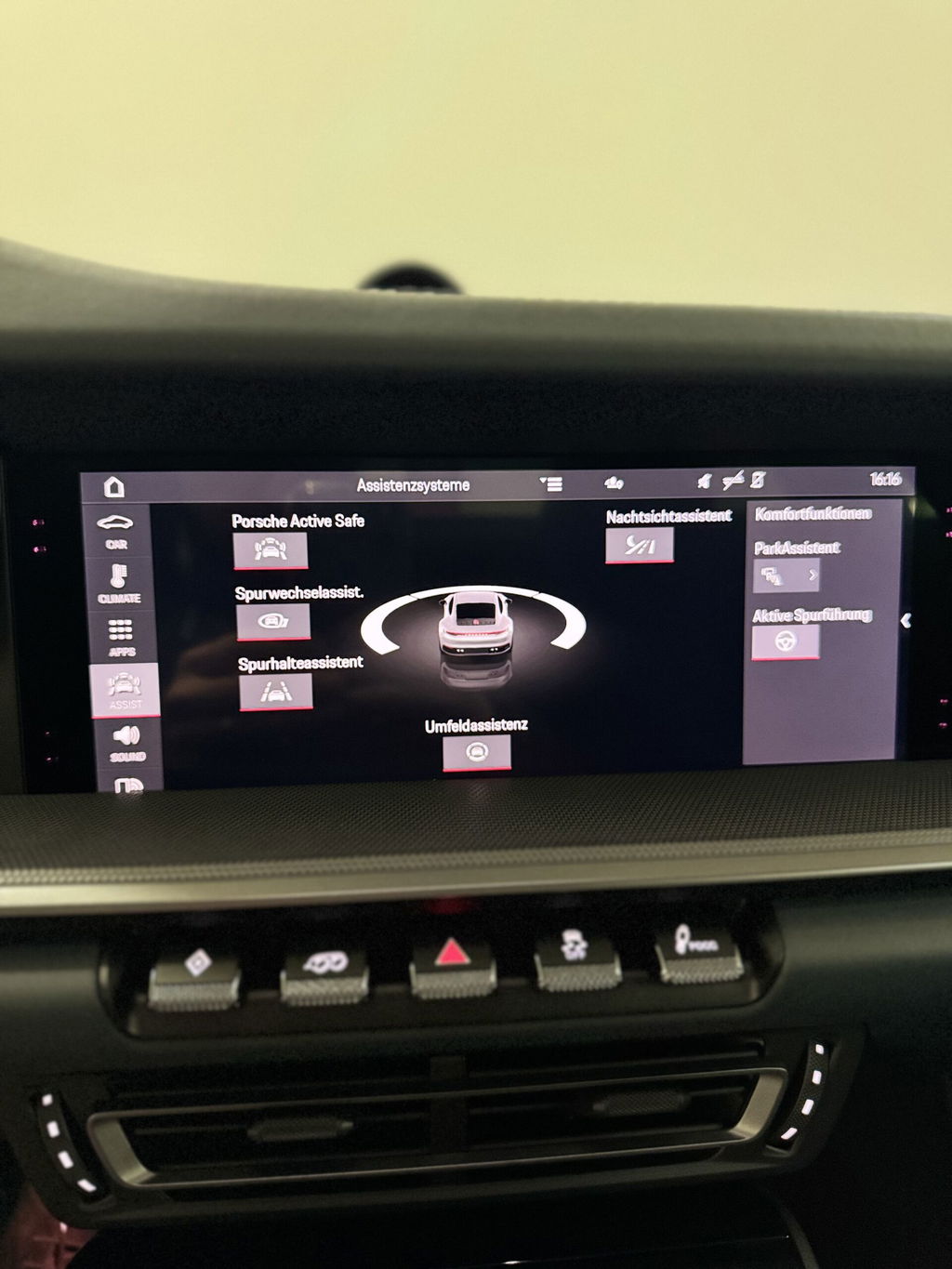 Porsche 992 Carrera 4S