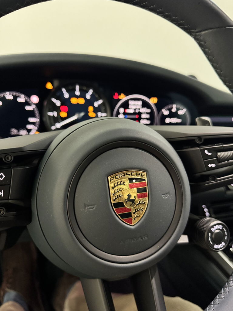 Porsche 992 Carrera 4S