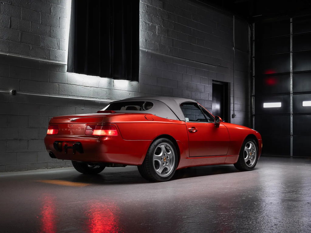 Porsche 968