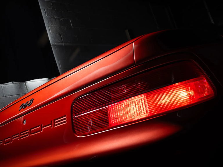 Porsche 968