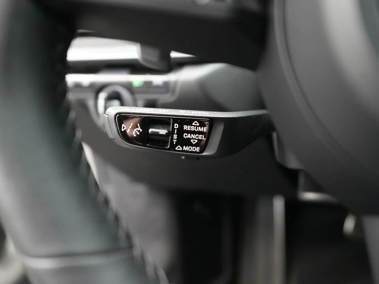 Porsche 992 Carrera 4