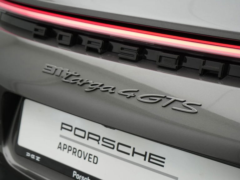 Porsche 992 Targa 4 GTS