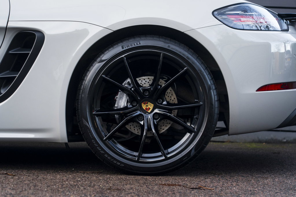 Porsche 718 Boxster