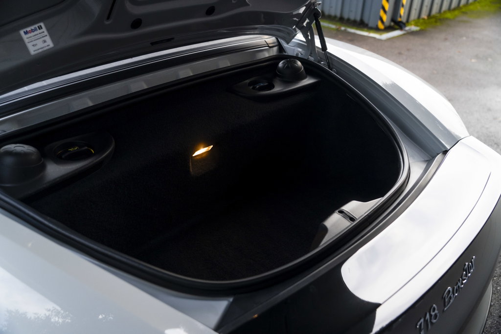Porsche 718 Boxster