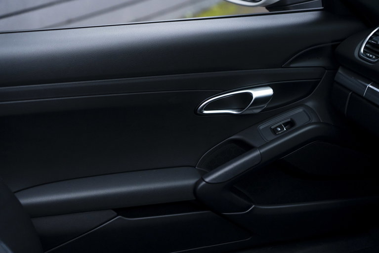 Porsche 718 Boxster
