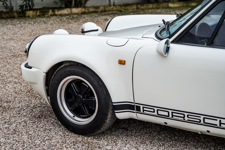 Porsche 911 Modified