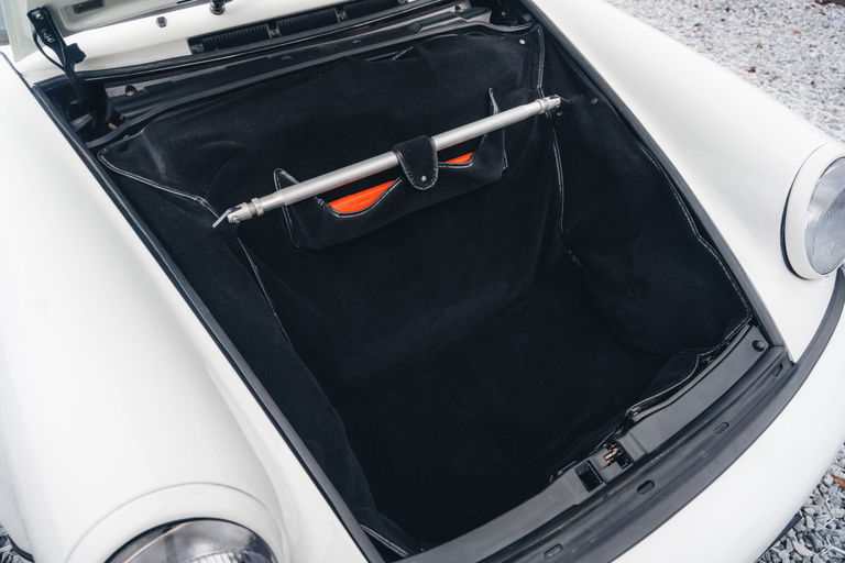 Porsche 964 Carrera 4 WTL