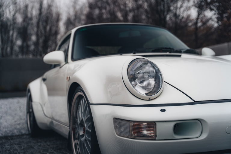 Porsche 964 Carrera 4 WTL