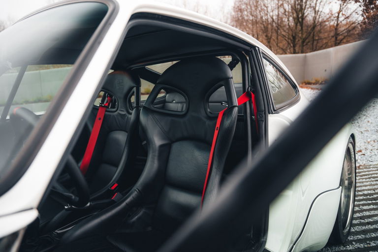 Porsche 964 Carrera 4 WTL