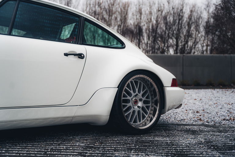 Porsche 964 Carrera 4 WTL