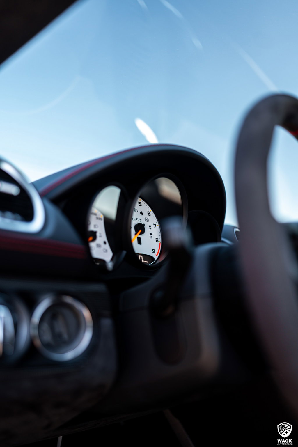 Porsche 718 Cayman GT4