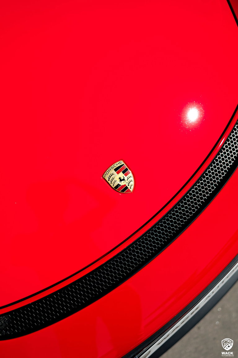 Porsche 718 Cayman GT4