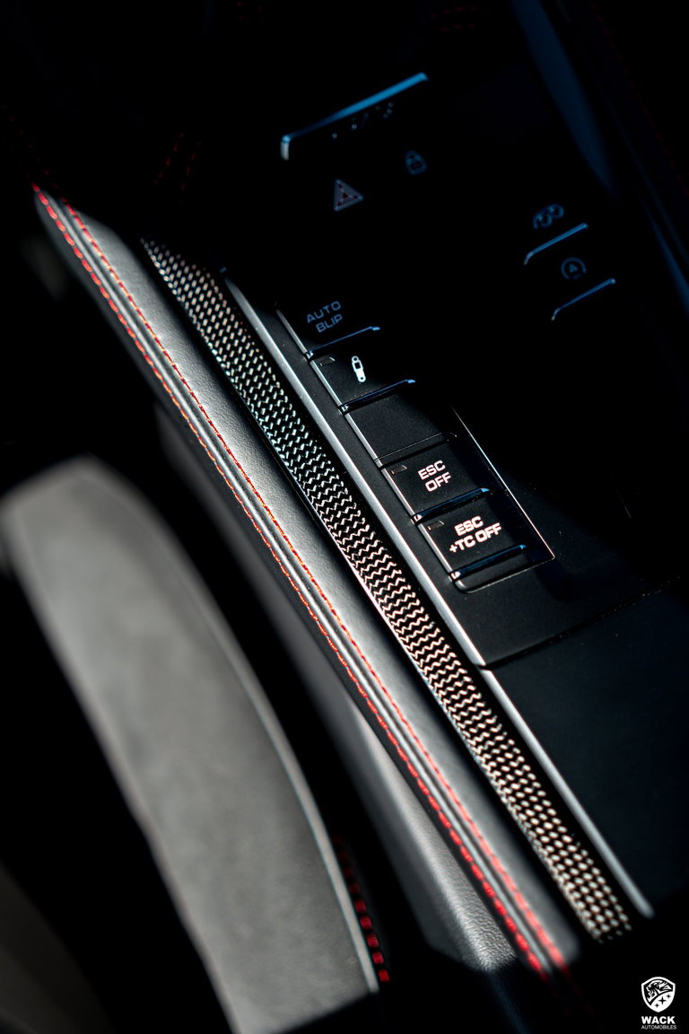 Porsche 718 Cayman GT4